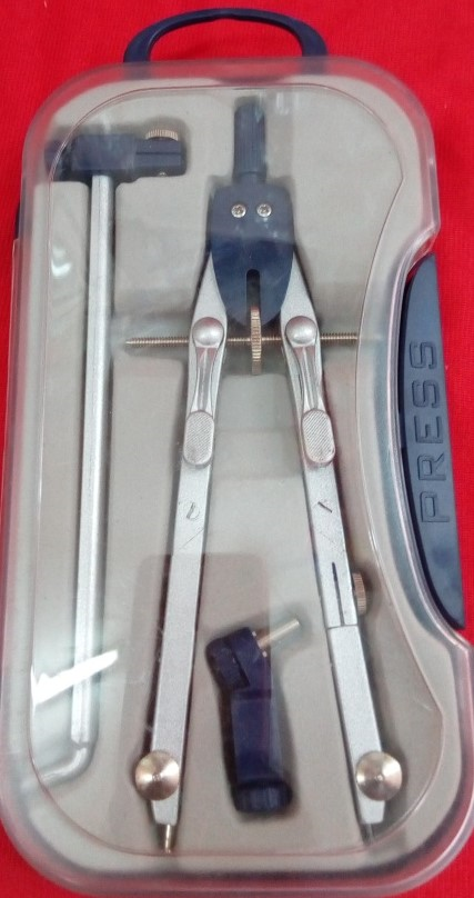 M&G Metal Compass with Leads