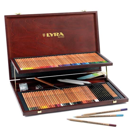 Lyra colour drawing set Hi Quality 106 pieces